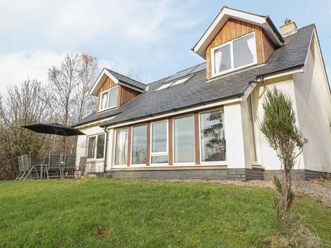 Holiday Cottage in Strontian, Scotland Holiday Cottage in The Highlands, Scotland