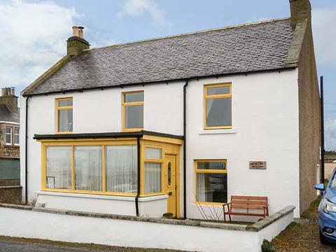 Holiday Cottage in Hopeman, Scotland Holiday Cottage in The Highlands, Scotland