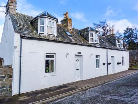 Holiday Cottage in Tomintoul, Scotland Holiday Cottage in The Highlands, Scotland