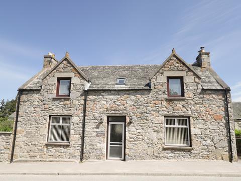 Holiday Cottage in Tomintoul, Scotland Holiday Cottage in The Highlands, Scotland