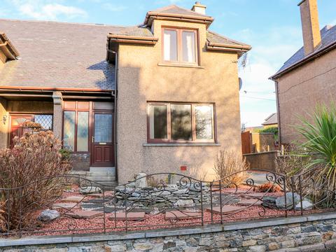 Holiday Cottage in Stornoway, Scotland Holiday Cottage in Western Isles, Scotland