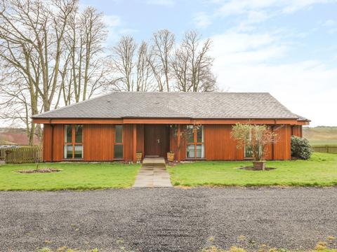 Holiday Cottage in Chirnside, Scotland Holiday Cottage in East Lothian, Scotland