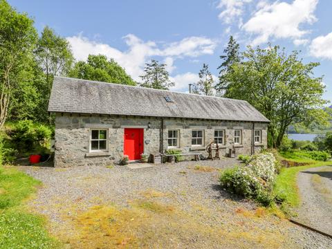 Holiday Cottage in Aberfoyle, Scotland Holiday Cottage in Stirlingshire, Scotland