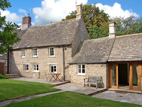 Holiday Cottage in Alwalton, England Holiday Cottage in , England