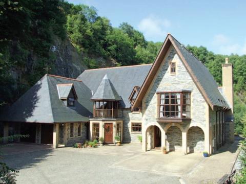 Holiday Cottage in Burraton coombe, England Holiday Cottage in , England
