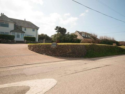 Holiday Cottage in Crantock, England Holiday Cottage in , England