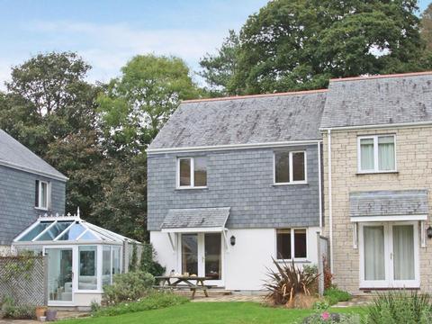 Holiday Cottage in Falmouth, England Holiday Cottage in Cornwall, England