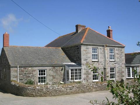 Holiday Cottage in Gunwalloe, England Holiday Cottage in Cornwall, England
