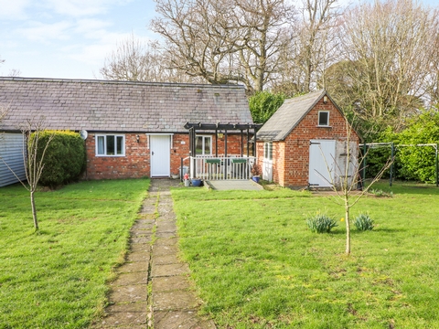 Holiday Cottage in Robertsbridge, England Holiday Cottage in East Sussex, England