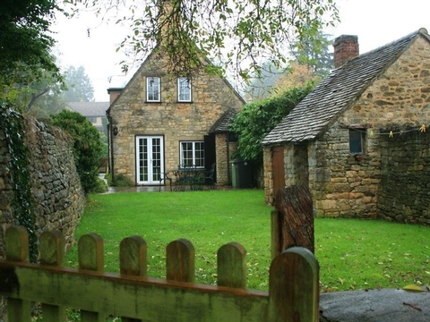Holiday Cottage in Chipping campden, England Holiday Cottage in Gloucestershire, England