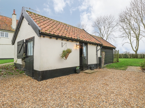 Holiday Cottage in Suffolk, England