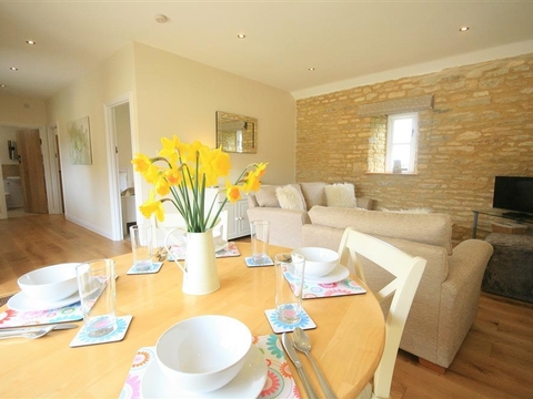 Holiday Cottage in Burford, England Holiday Cottage in Oxfordshire, England